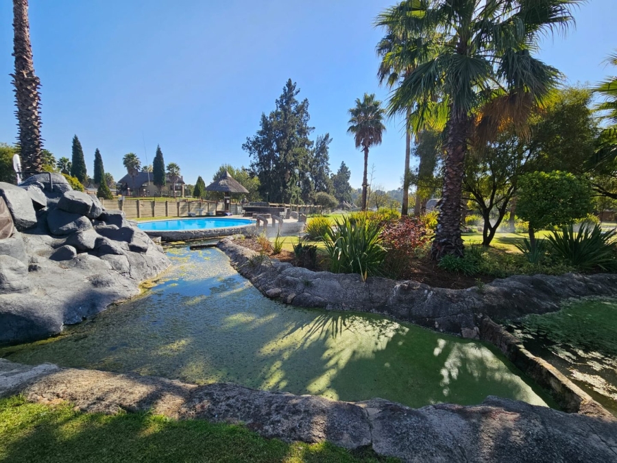5 Bedroom Property for Sale in Vaalpark Free State